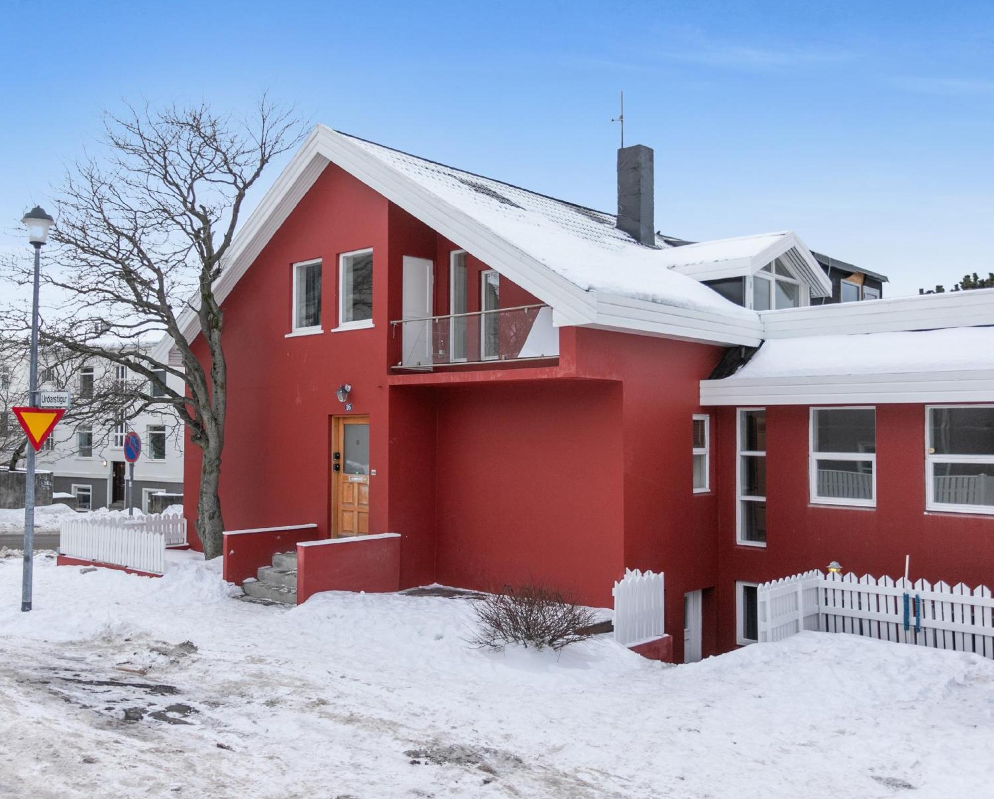 U16 By In Iceland * Reykjavík